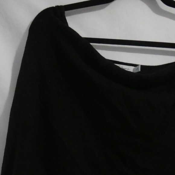 REITMANS | large | Sheer Black Knit Poncho / Shawl With Sleeves | GUC - Picture 9 of 16